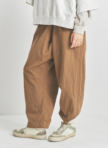 Vegetable Dyeing フロントタックパンツ 詳細画像 Brown 3