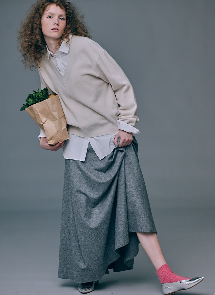 MERINO COLLEGE KNIT V-NECK SWEATER 詳細画像 Off White 5