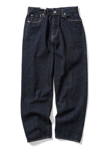 LOOSE TAPERED JEANS