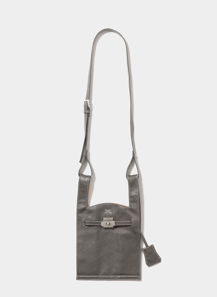 market shoulder bag in shrink leather 詳細画像 Gray 1