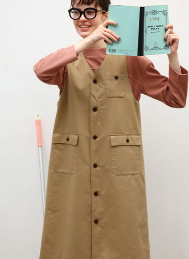 Coated Cotton Poly Twill ハーフムーンポケットドレス