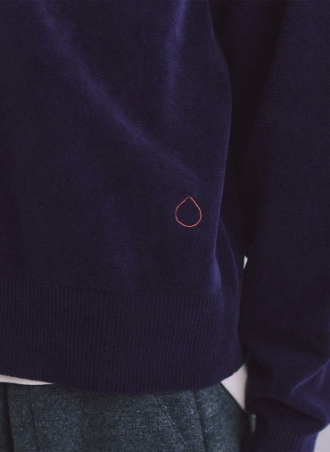 【ウォッシャブル】Creamy Cotton 玉ねぎ刺繍クルーネックニット 詳細画像 Navy 3