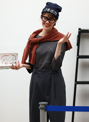 Crepe Double Face Knit SIPULI刺繍プルオーバー 詳細画像 Dark Gray 2