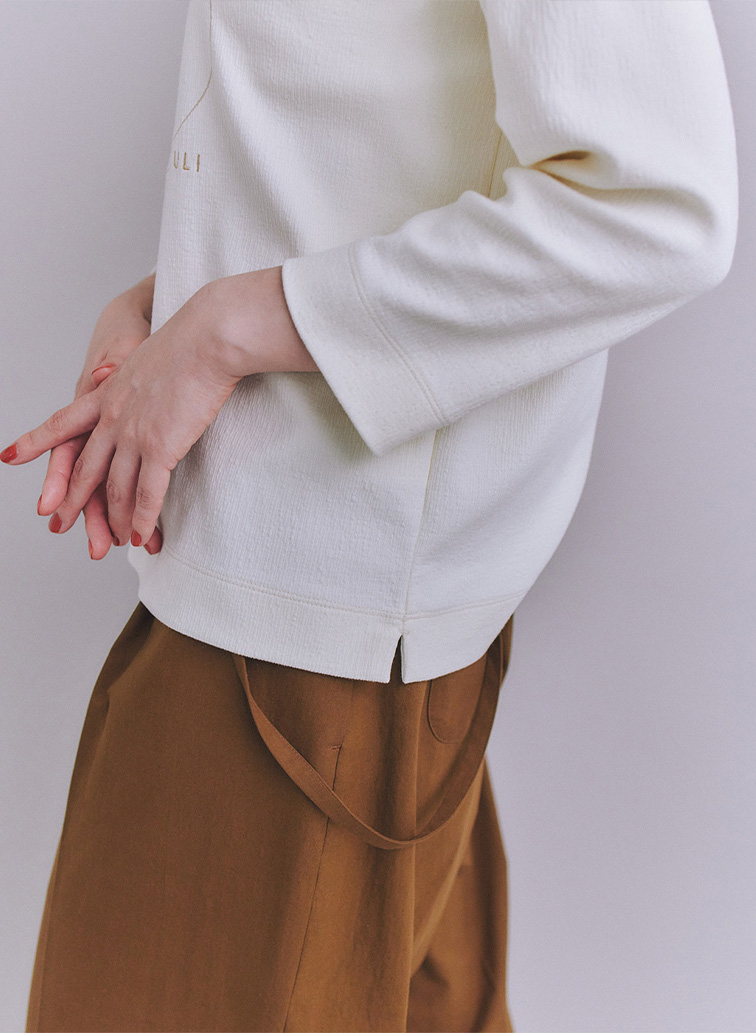 Crepe Double Face Knit SIPULI刺繍プルオーバー 詳細画像 White 6