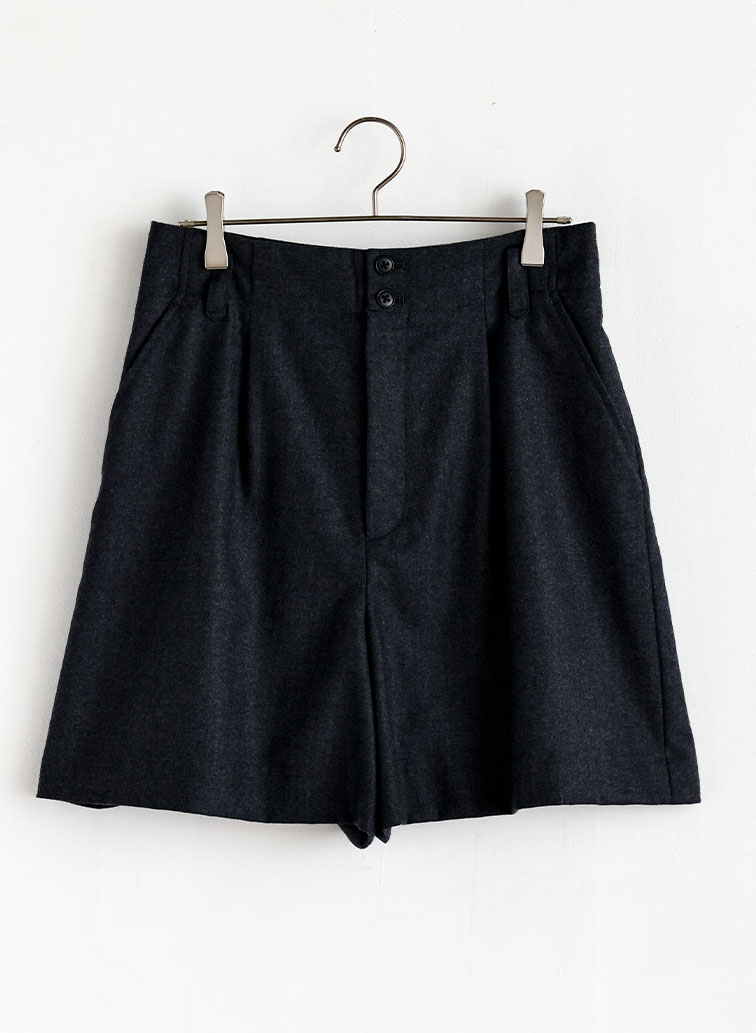 Wool Saxony Shorts 詳細画像 Charcoal Gray 1
