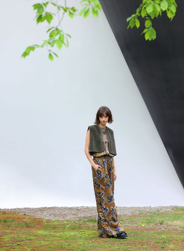 POODLE FUR SHORT GILET 詳細画像 Khaki 7