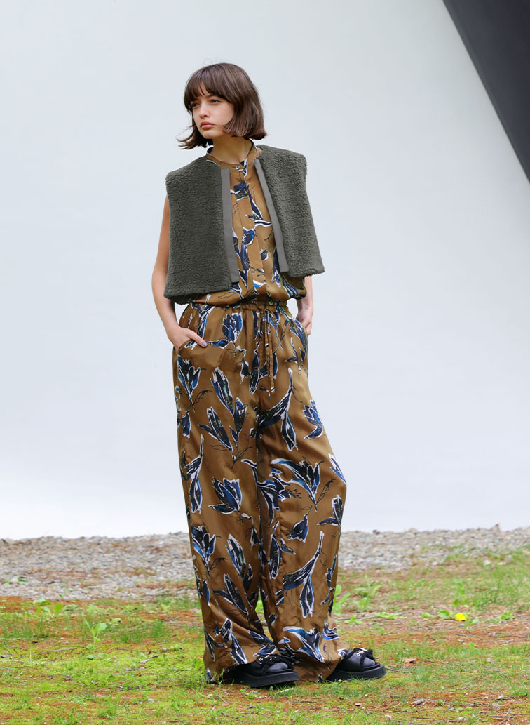 POODLE FUR SHORT GILET 詳細画像 Khaki 4