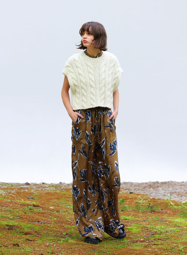 CABLE HAND-KNITTED TOP 詳細画像 Off White 5