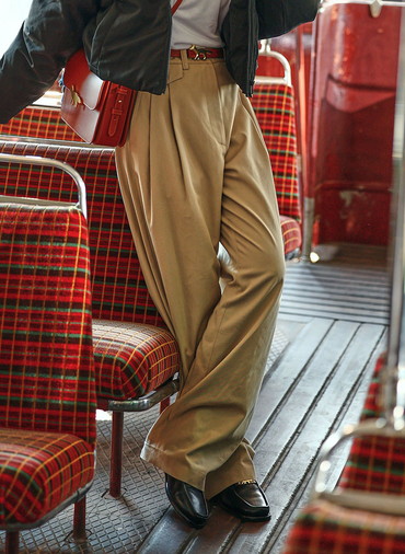 DOUBLE PLEATED PANTS
