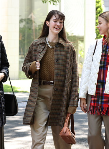 マールトンボタンスルー 詳細画像 Brown 3