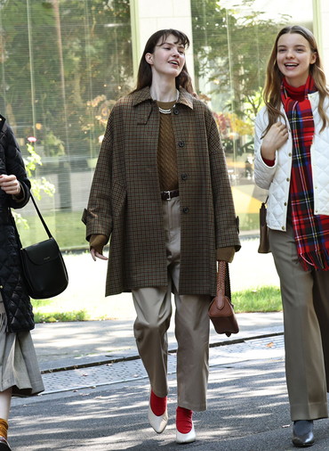 マールトンボタンスルー 詳細画像 Brown 6