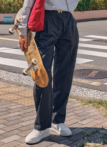 DOUBLE PLEATED PANTS