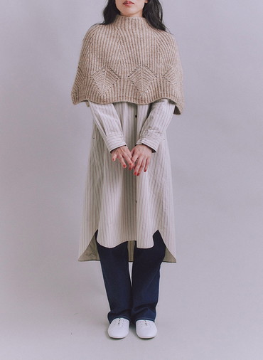 Cotton Alpaca 木の葉柄ニットケープ 詳細画像 Beige 3