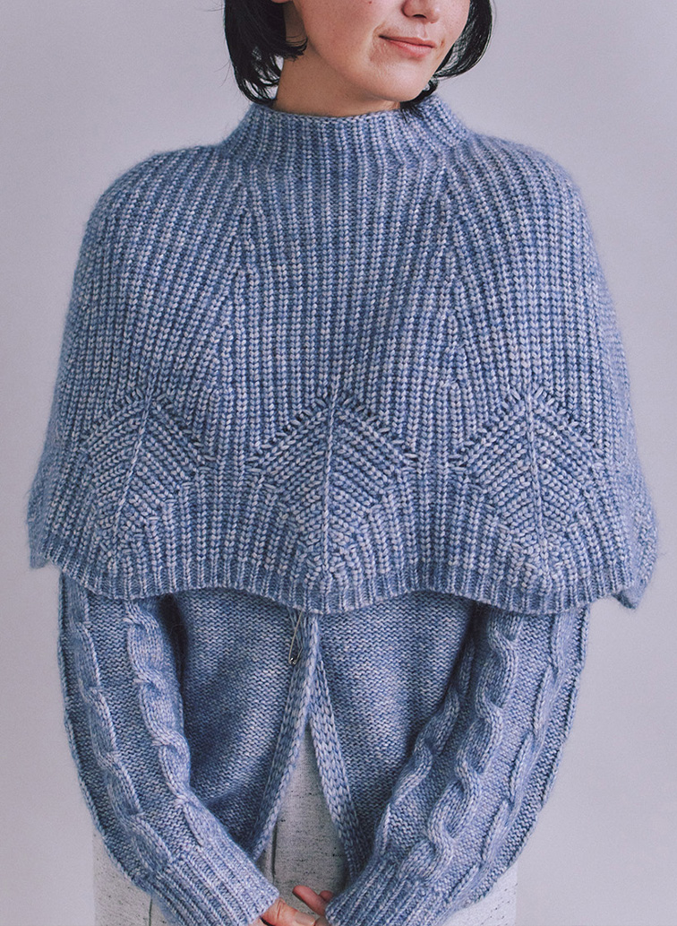 Cotton Alpaca 木の葉柄ニットケープ 詳細画像 Saxe Blue 1