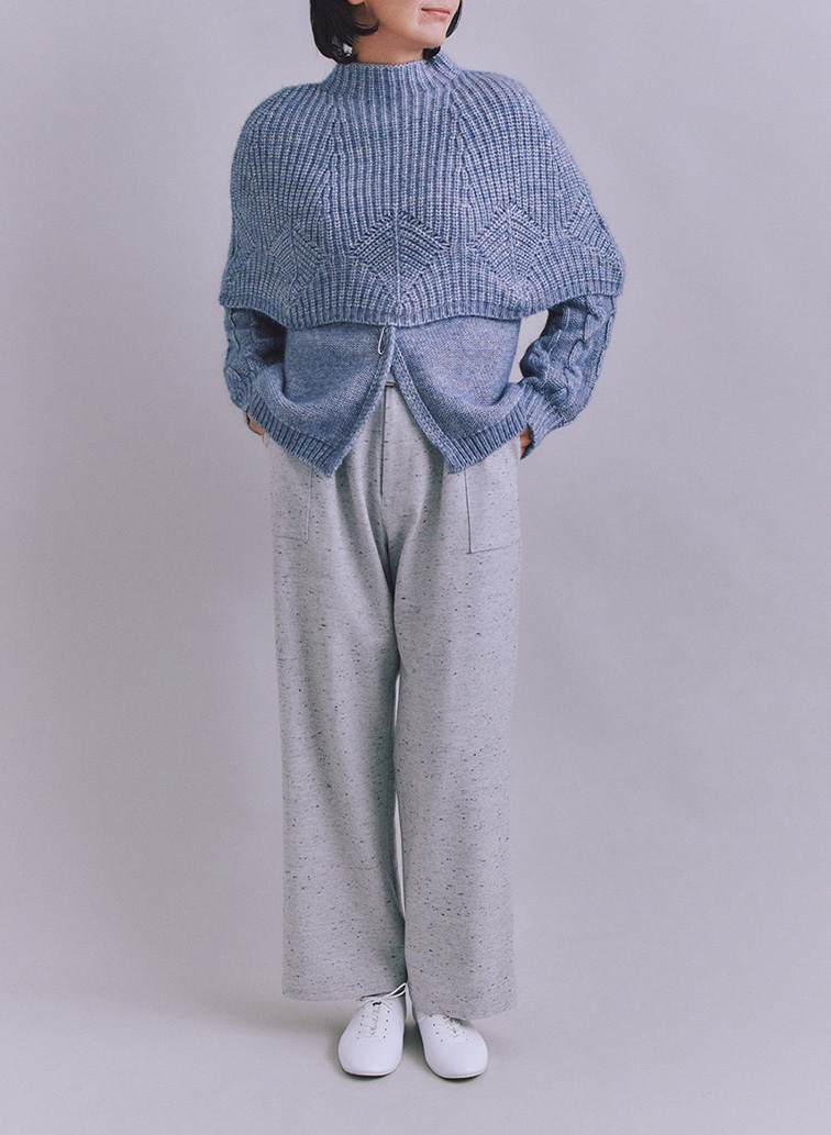 Cotton Alpaca 木の葉柄ニットケープ 詳細画像 Saxe Blue 5