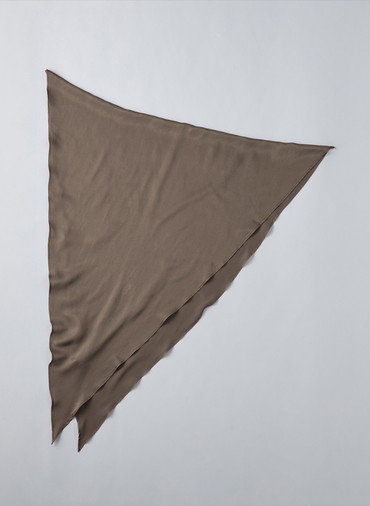 エッセンシャル・スカーフ 詳細画像 Brown 1
