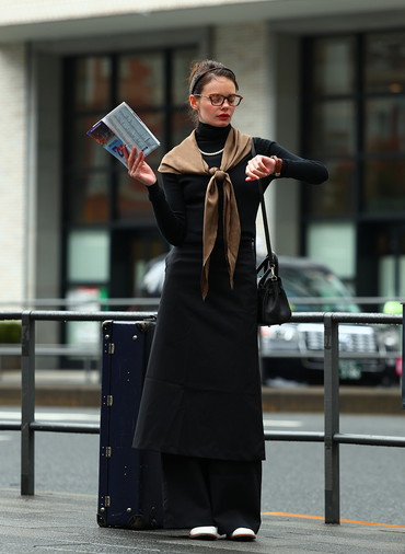 エッセンシャル・スカーフ 詳細画像 Brown 5