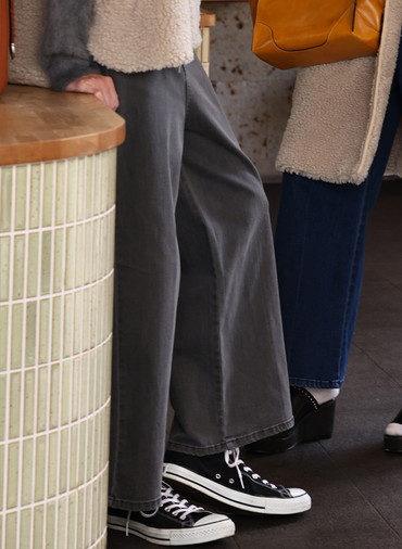 デニム センターマークド バギーパンツ