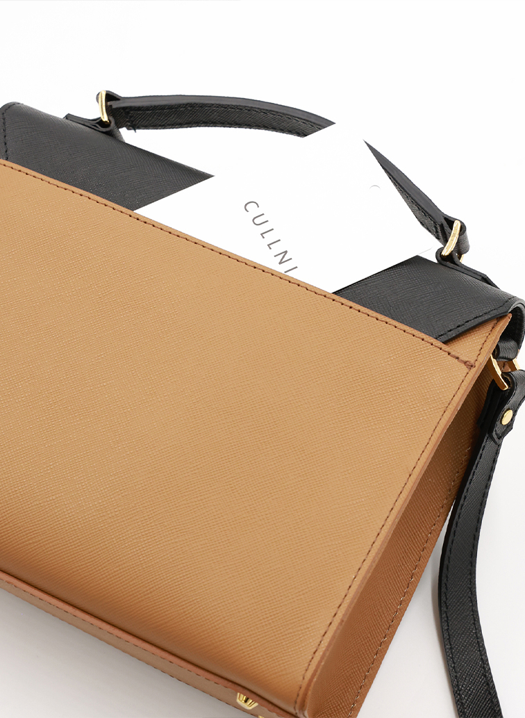 Clasp lock Leather Pocket Hand Bag 詳細画像 Brown 4