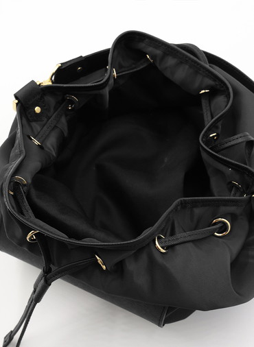 Leather Pocket High Count Taffeta Drawstring Bag 詳細画像 Black 3