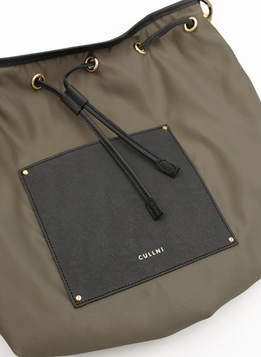 Leather Pocket High Count Taffeta Drawstring Bag 詳細画像 Grey 2