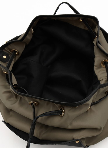 Leather Pocket High Count Taffeta Drawstring Bag 詳細画像 Grey 3