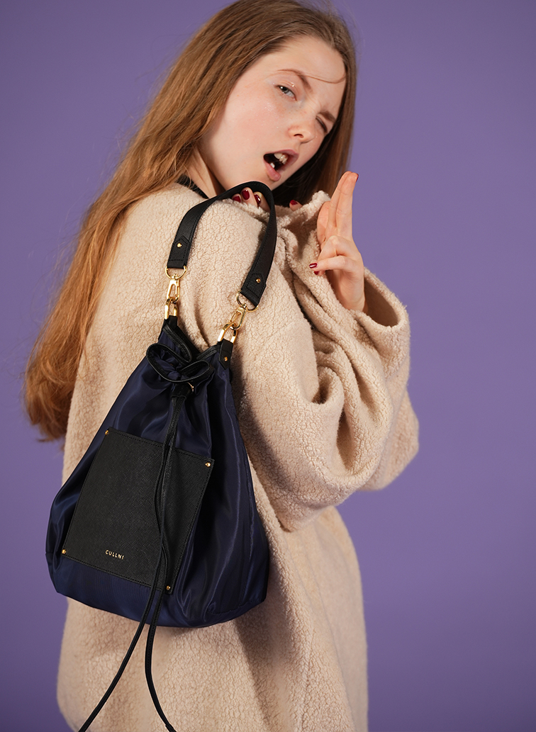 Leather Pocket High Count Taffeta Drawstring Bag 詳細画像 Grey 4