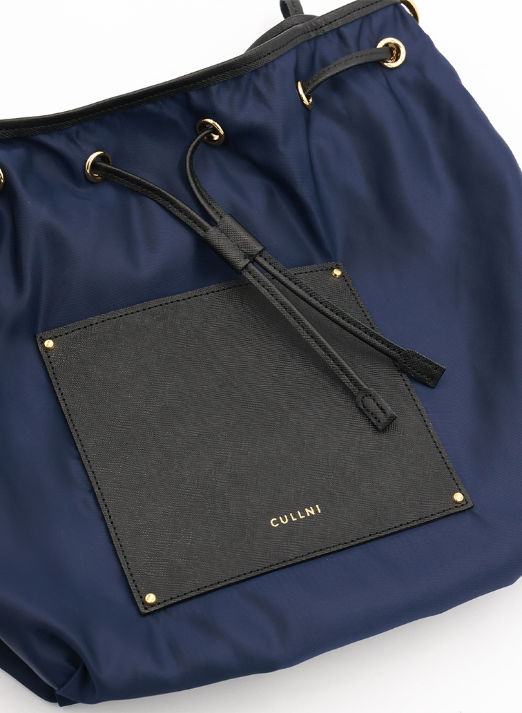 Leather Pocket High Count Taffeta Drawstring Bag 詳細画像 Navy 2