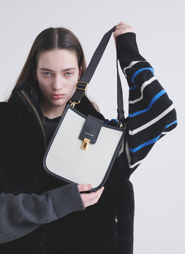 Clasp lock Leather Mini Shoulder Bag 詳細画像 Ecru 1