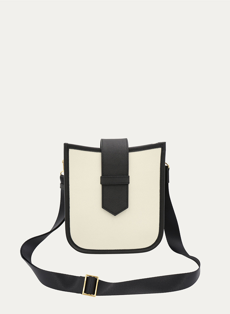 Clasp lock Leather Mini Shoulder Bag 詳細画像 Ecru 2