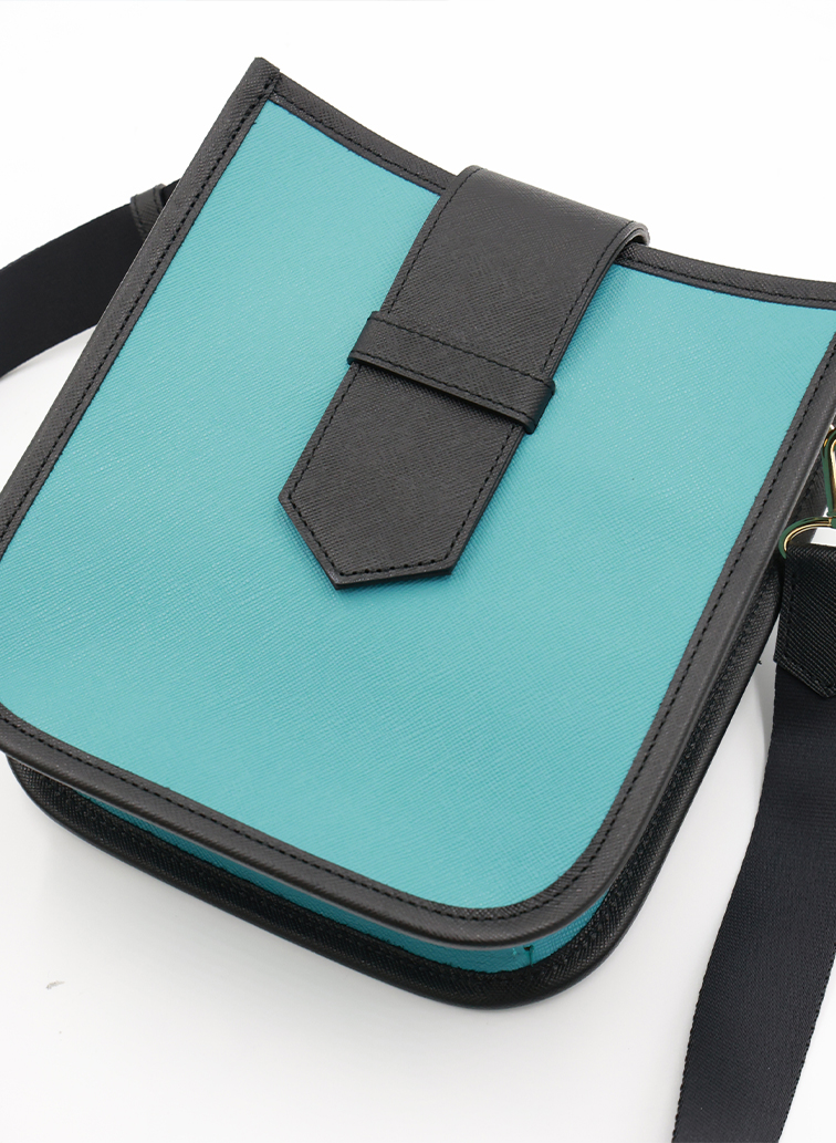 Clasp lock Leather Mini Shoulder Bag 詳細画像 Blue 4