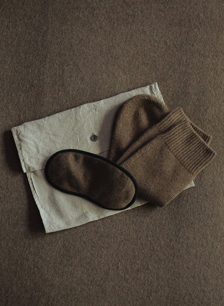 Raw brown cashmere socks&eye mask gift set 詳細画像 Brown 1