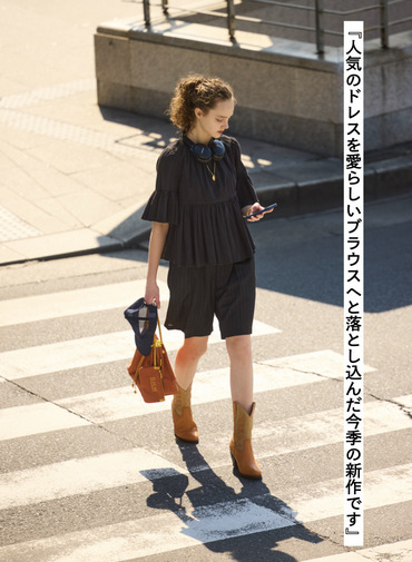 星明りのブラウス 詳細画像 Black 2