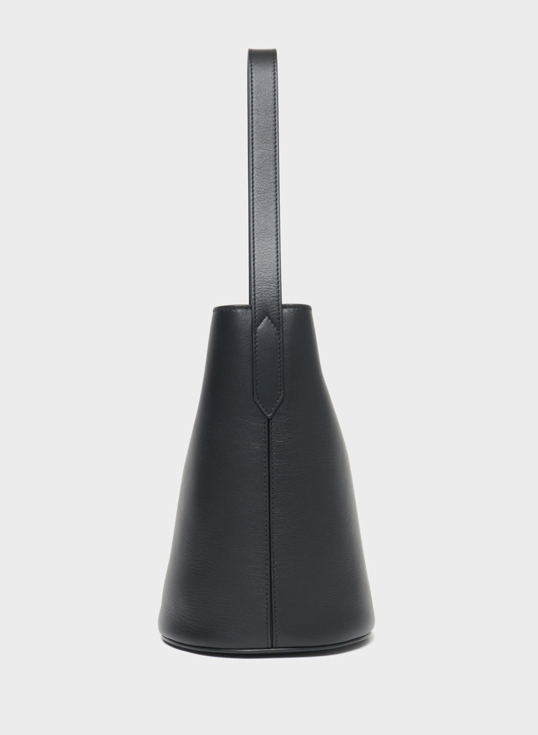 ショルダーバッグ / QUIVER BUCKET MINI 詳細画像 Black 4