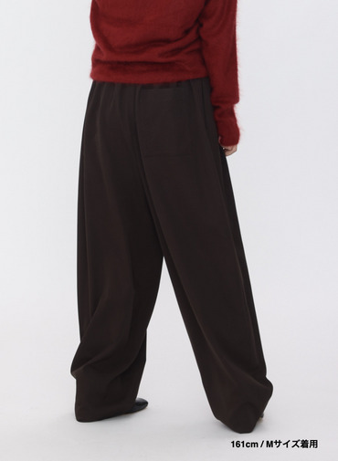 ワイドテーパードパンツ / WOOL GABARDINE WIDE TAPERED PANTS 詳細画像 Brown 17