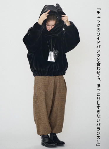 タックスリーブファーブルゾン / Tucked Sleeve Fur Blouson 詳細画像 Black 2
