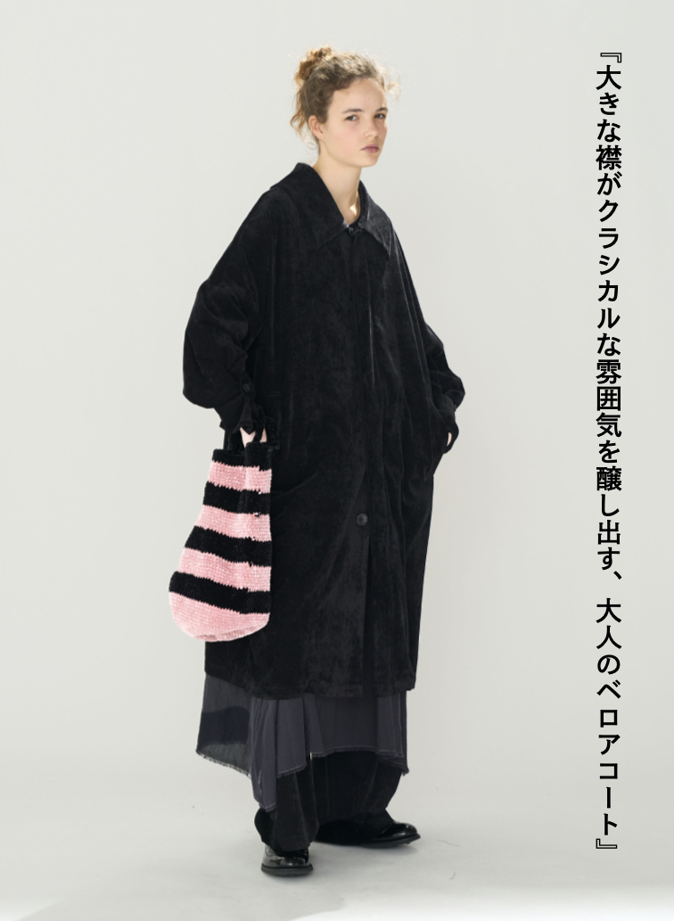 ベロアロングコート / Roun Collar Coat 詳細画像 Black 1