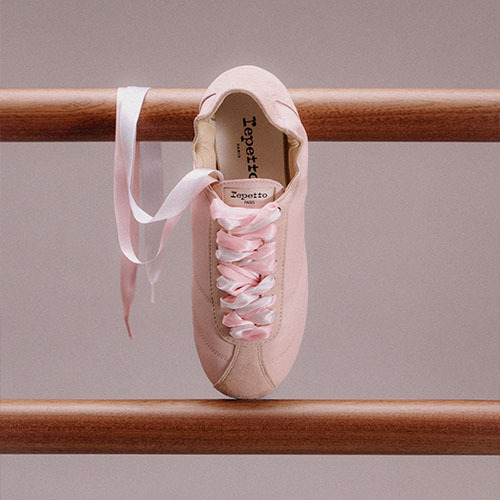 バレエコアなムードは《レペット》の新色で。